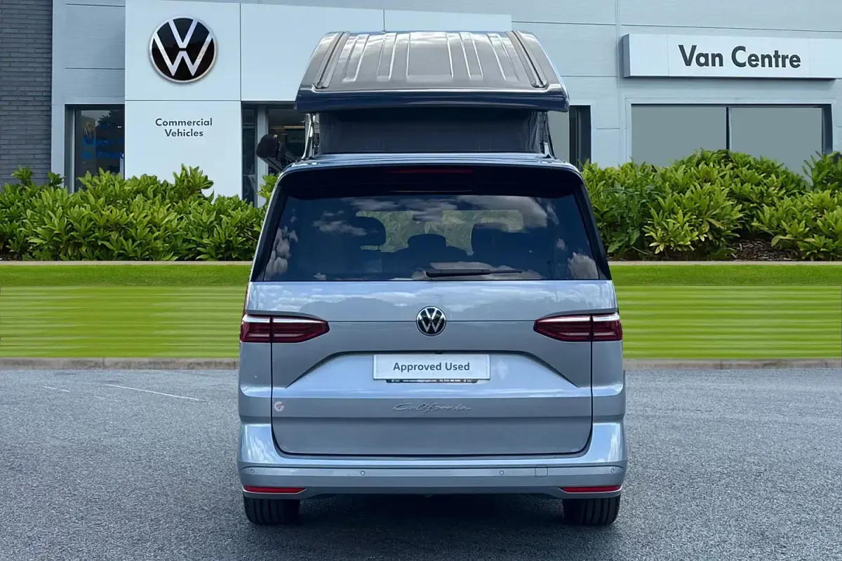 New VW California California 150 HP (110 kW) 2026 Silver Van