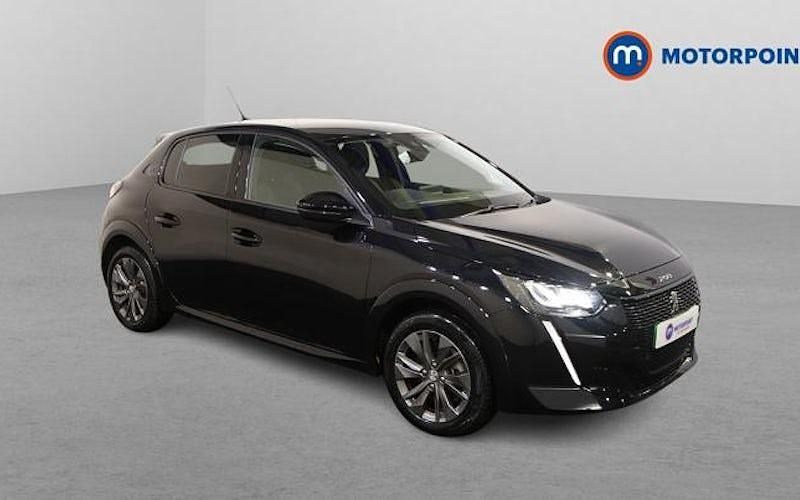 Used Peugeot e-208 Allure+ 100 kW (136 HP) 2022 Black Hatchback