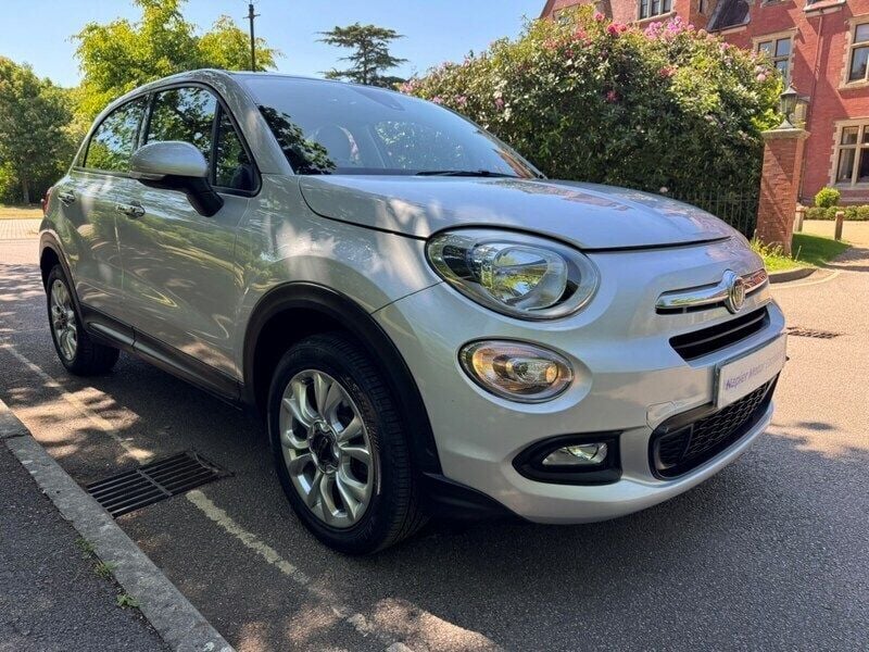 Argento grey metallic Used 2016 Fiat 500X Pop Star SUV | £7,200 (Fair price) - Image 1/4