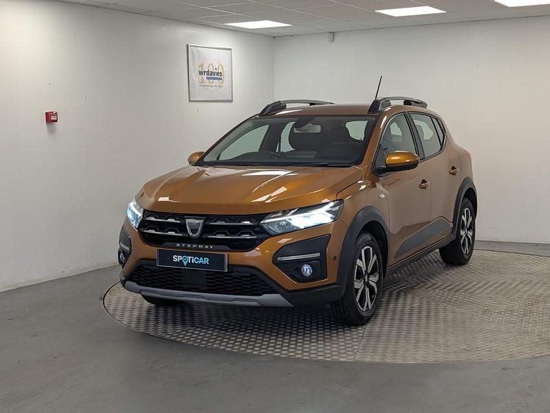Used Dacia Sandero Prestige 89 HP (65 kW) 2022 Orange Hatchback