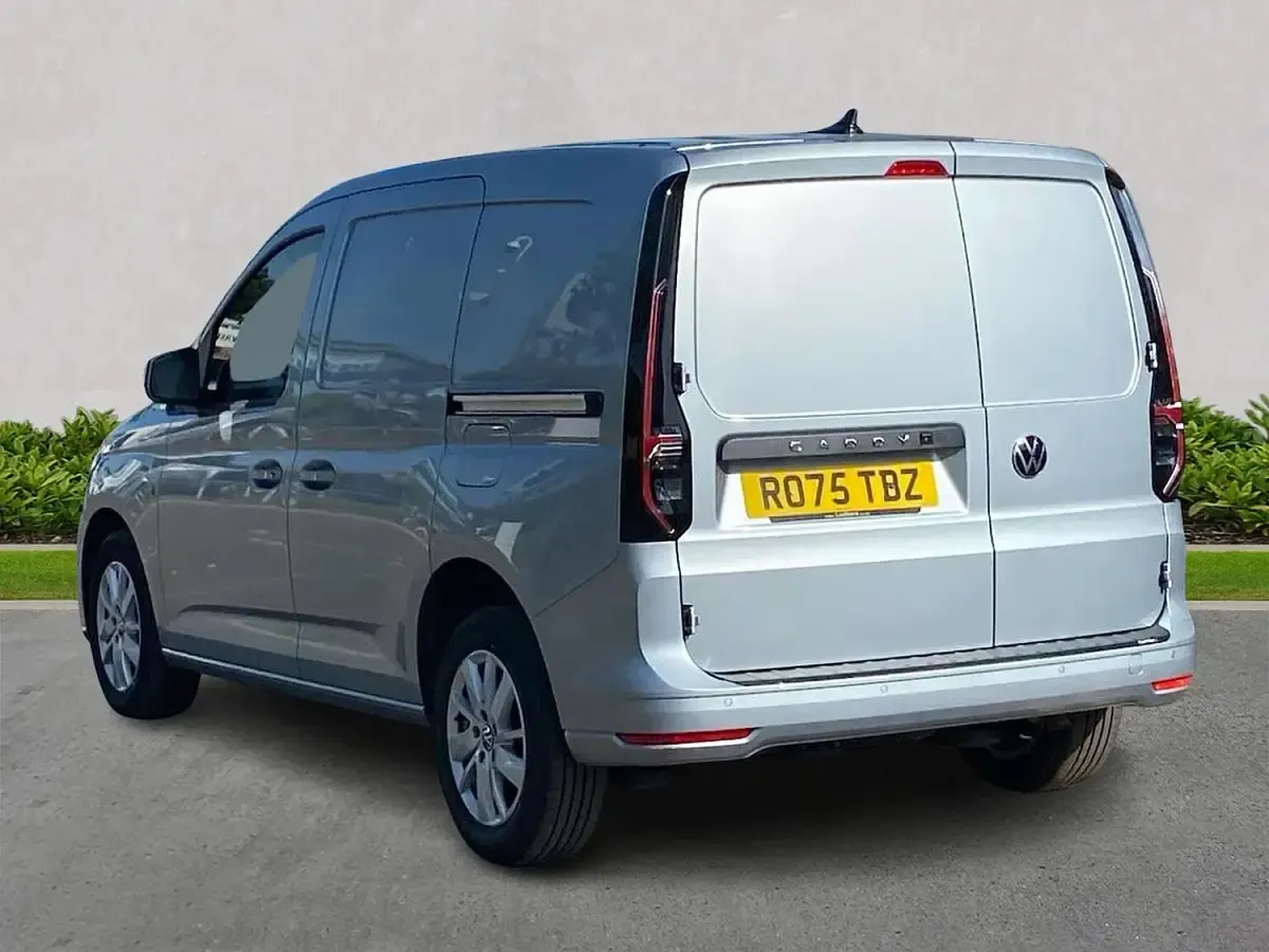 Used VW Caddy Pro 102 HP (75 kW) 2025 Silver MPV