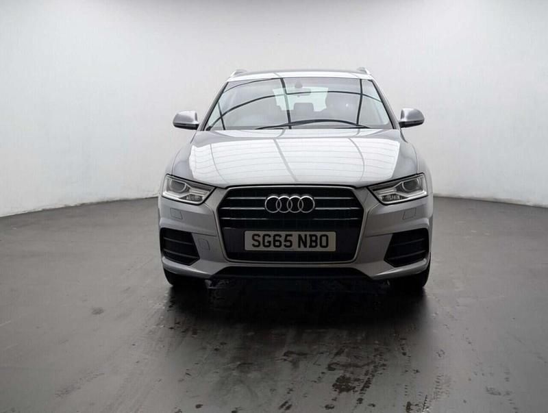 Used Audi Q3 Design 150 HP (110 kW) 2015 Silver SUV