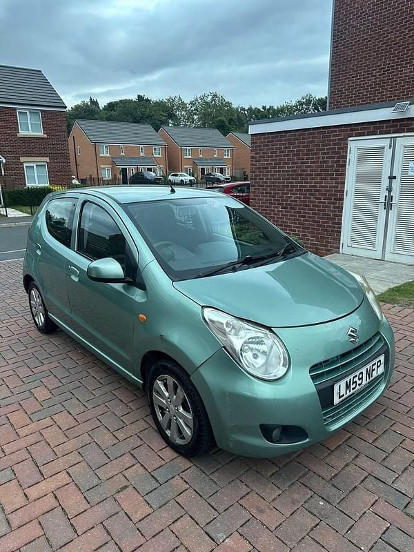 Green Used 2010 Suzuki Alto SZ4 Hatchback | £1,899 (Fair price) - Image 1/4