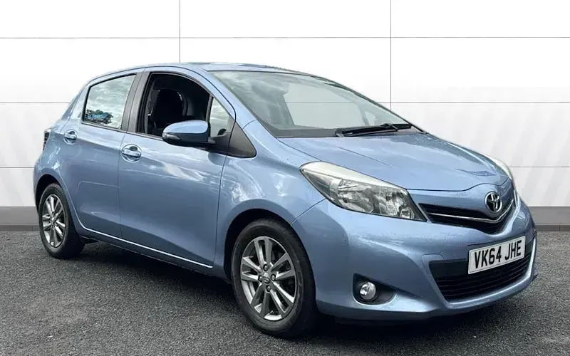 Begagnad Toyota Yaris 90 HK (66 kW) 2014 Halvkombi