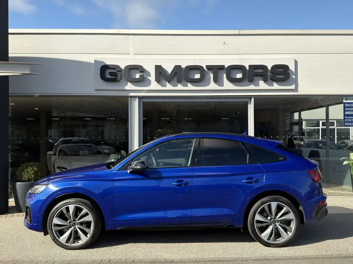 Used Audi SQ5 Sportback Advanced 341 HP (250 kW) 2025 Blue SUV