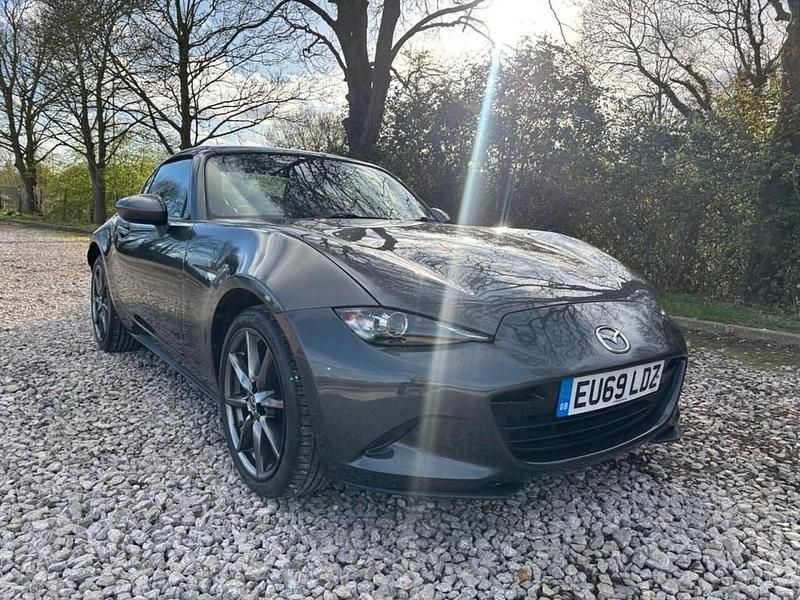 Begagnad Mazda MX5 Inclusive 184 HK (135 kW) 2019 Grå Cab