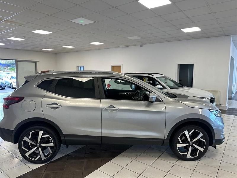 Used Nissan Qashqai Tekna 2019 Silver SUV