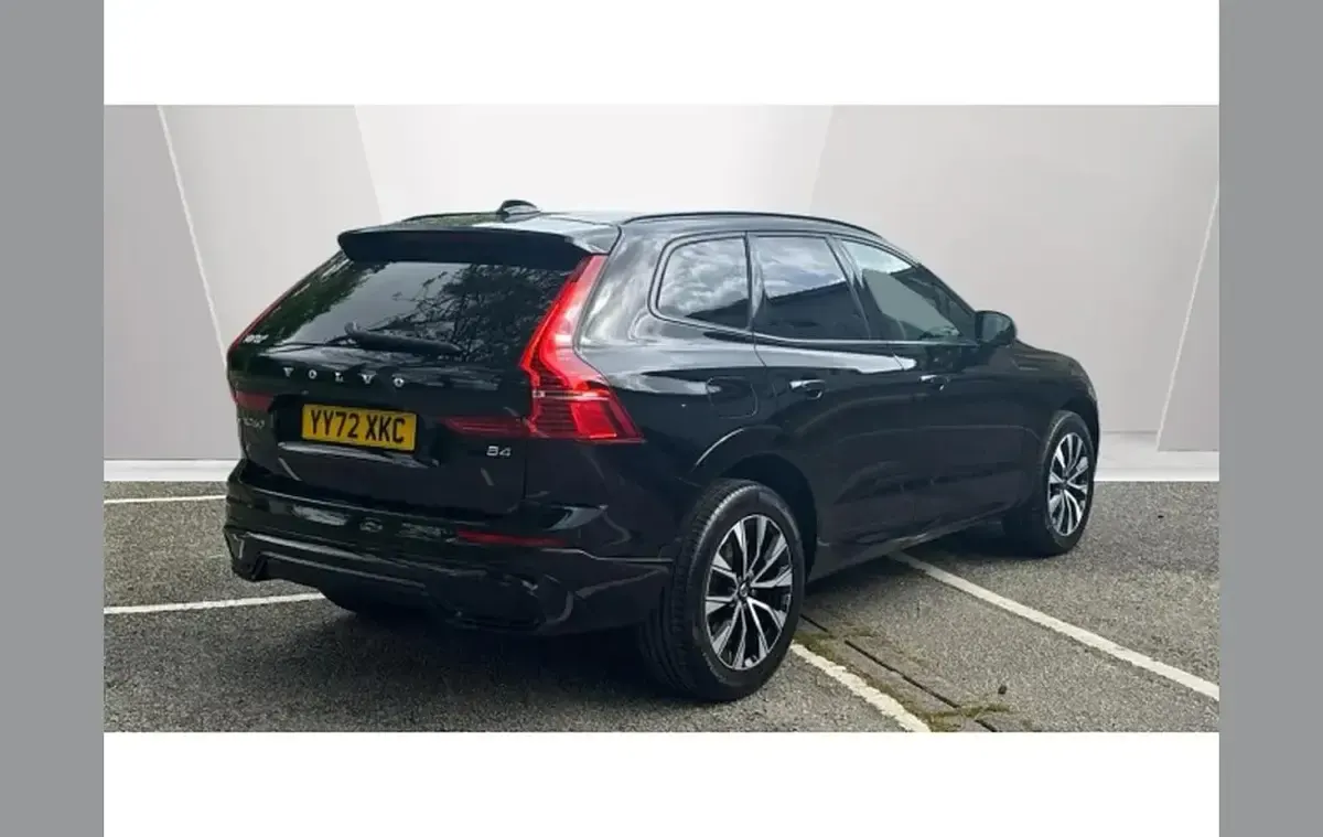 Used Volvo XC60 Plus 197 HP (144 kW) 2023 Black SUV