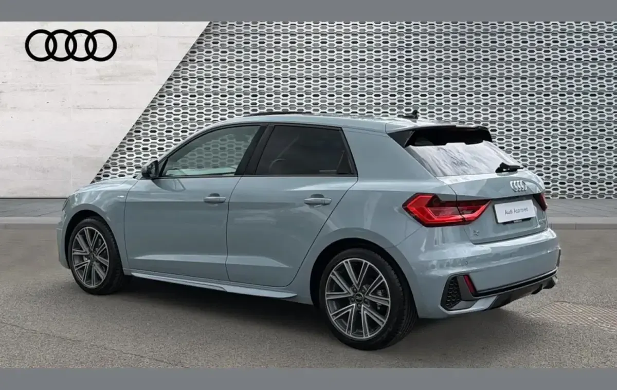 Used Audi A1 S-Line 113 HP (83 kW) 2026 Blue SUV