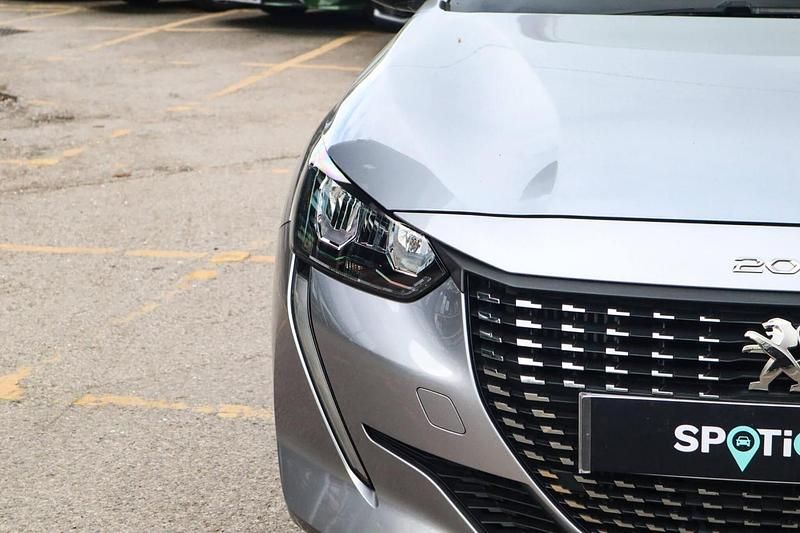 Used Peugeot 208 Allure+ 129 HP (94 kW) 2023 Grey Hatchback