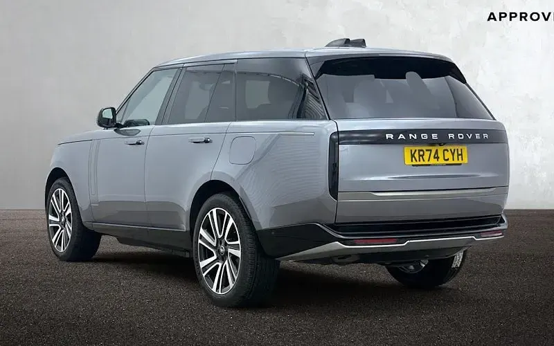 Used Land Rover Range Rover HSE 460 HP (338 kW) 2026 SUV
