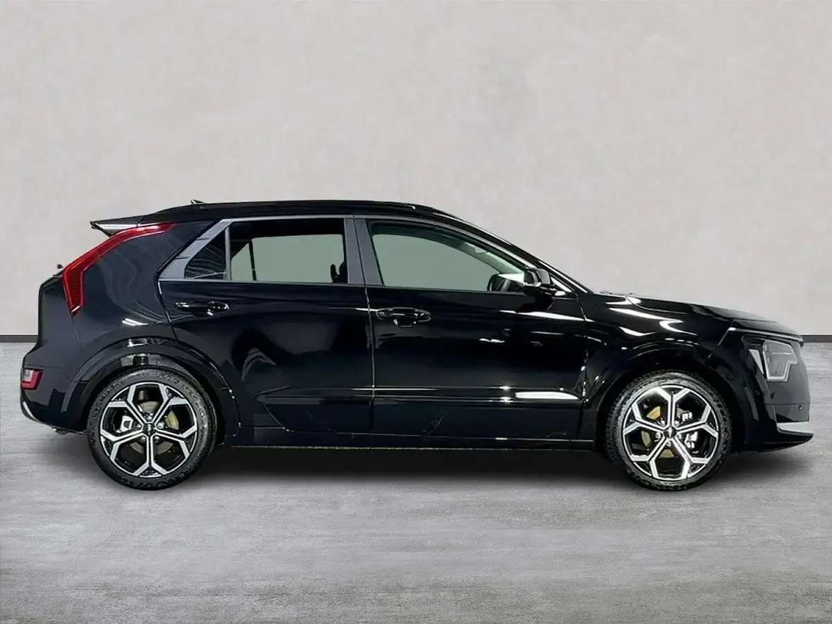 Used Kia Niro 2025 Black SUV