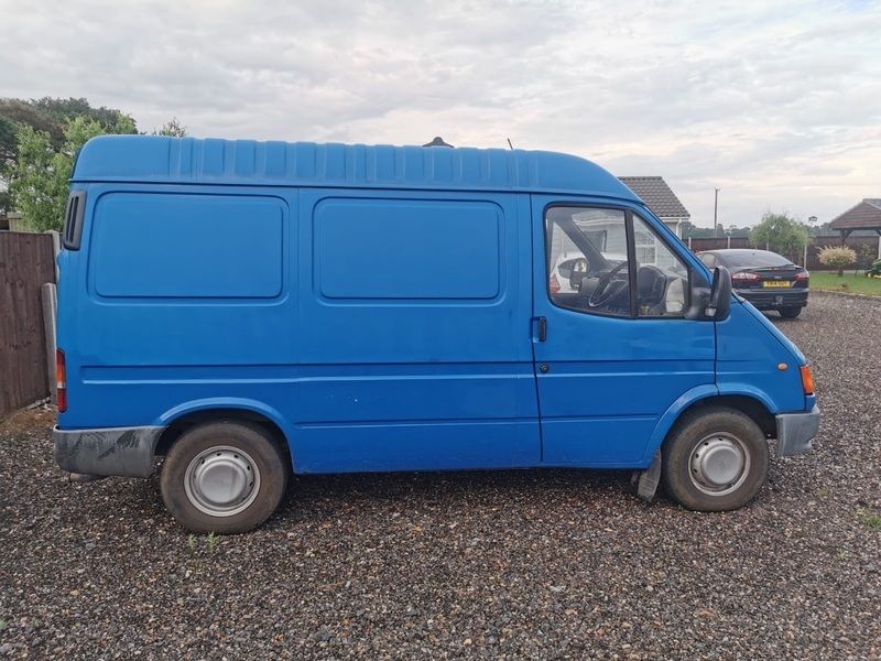 Sold Ford Transit COURIER 80 70PS . - used cars for sale