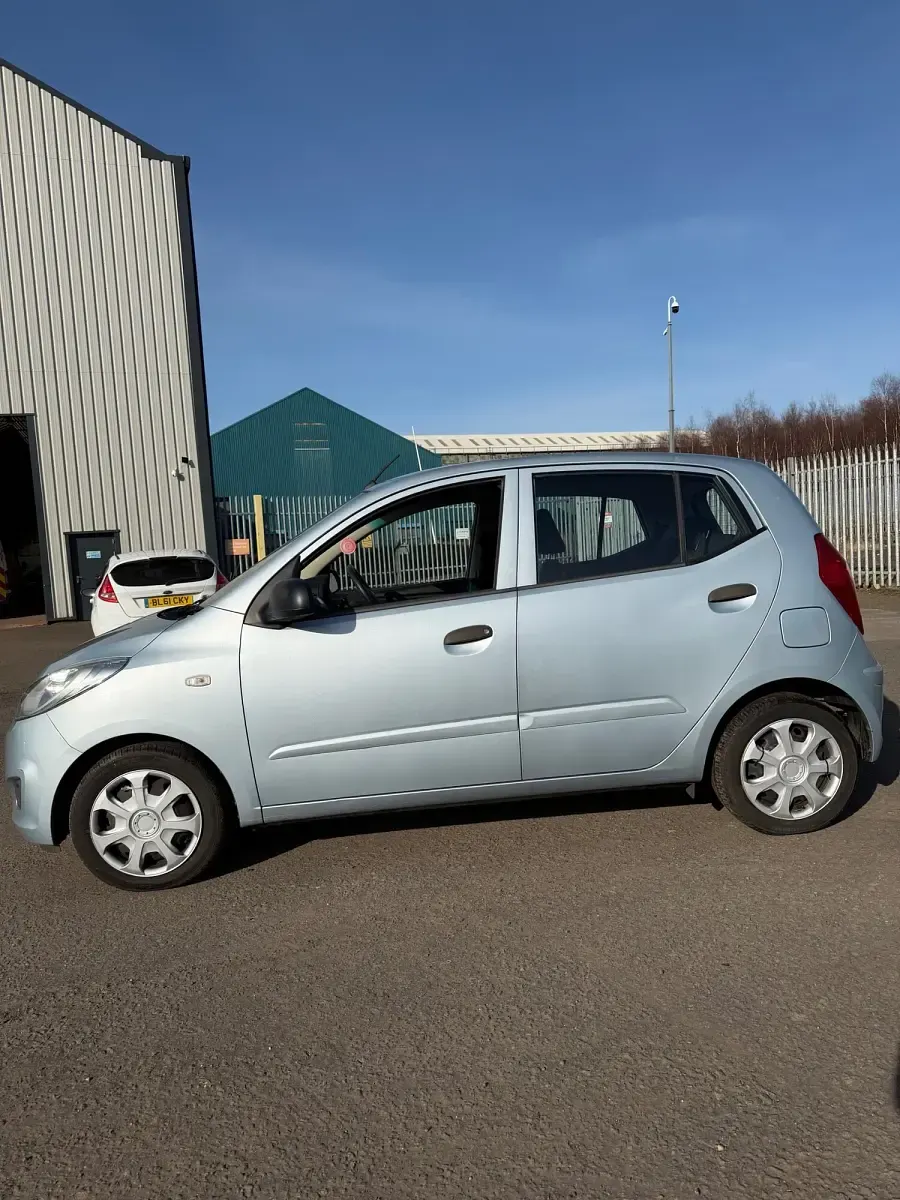Used Hyundai i10 Classic 2011 Silver Hatchback