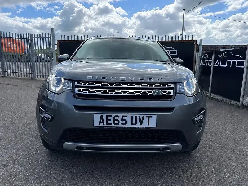 Used Land Rover Discovery Sport HSE 180 HP (132 kW) 2015 Grey SUV