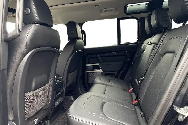 Usado Land Rover Defender 2024 Preto SUV
