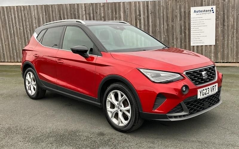 Used 2023 Seat Arona FR SUV | £15,450 (Fair price) - Image 1/4