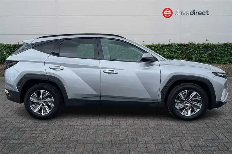 Used Hyundai Tucson SE 150 HP (110 kW) 2023 Silver SUV