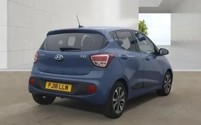 Used Hyundai i10 Premium SE 88 HP (64 kW) 2020 Hatchback