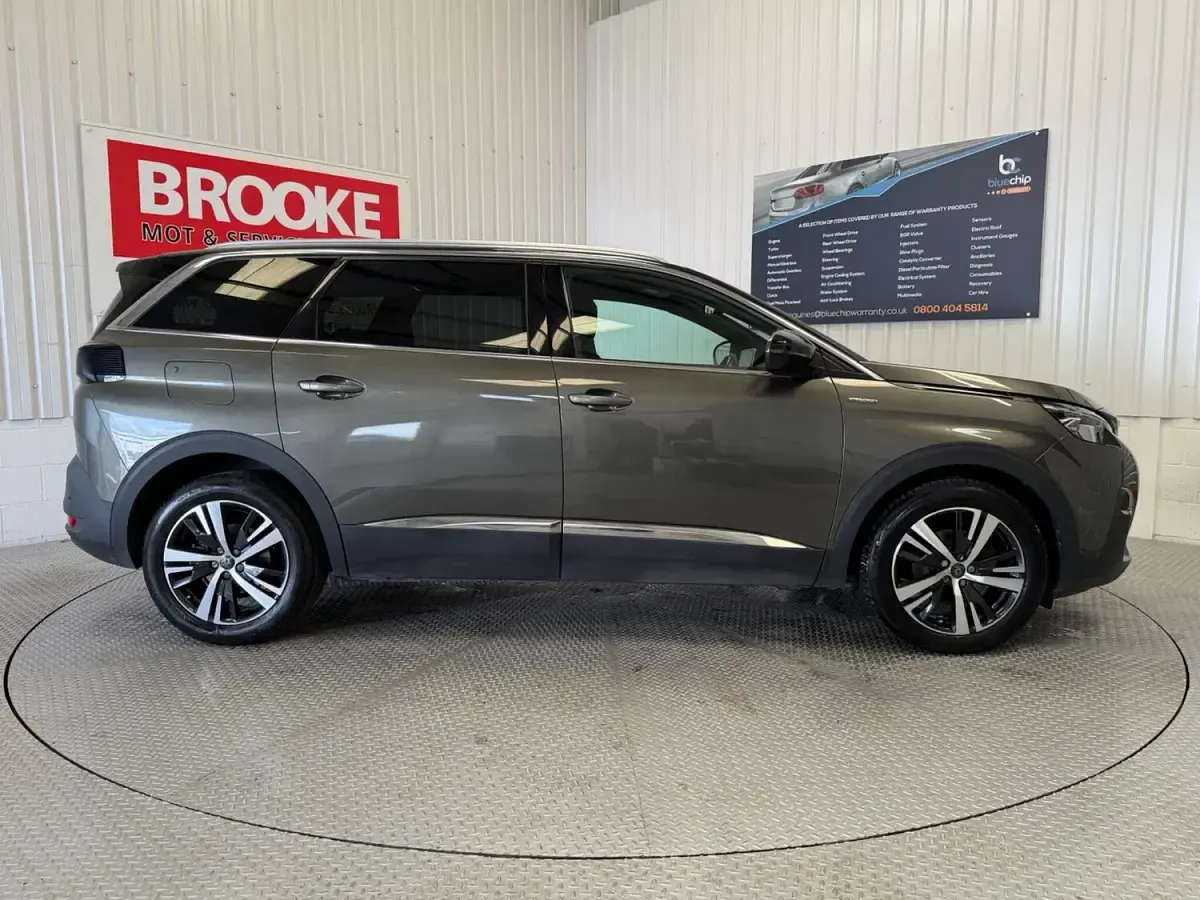 Used Peugeot 5008 GT-line 2019 Grey SUV