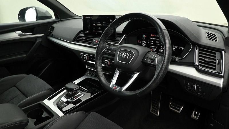 Image 2/4