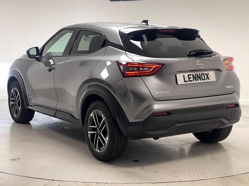 Used Nissan Juke N-Connecta 143 HP (105 kW) 2024 Grey SUV