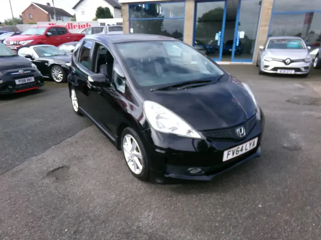 Used Honda Jazz SI 99 HP (72 kW) 2014 Black Hatchback