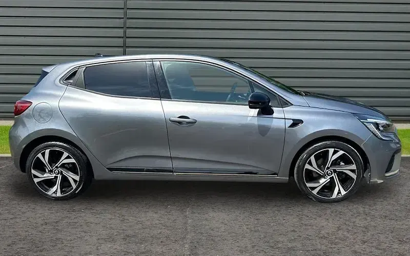 Used Renault Clio Engineered 145 HP (106 kW) 2023 Grey Hatchback