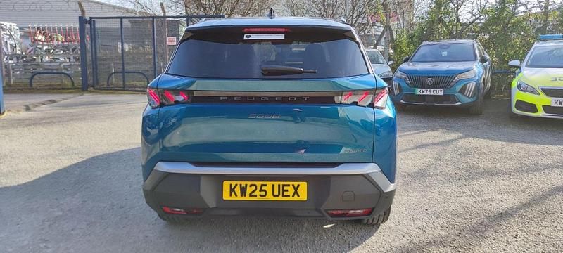 Used Peugeot 5008 GT 134 HP (98 kW) 2025 Blue SUV