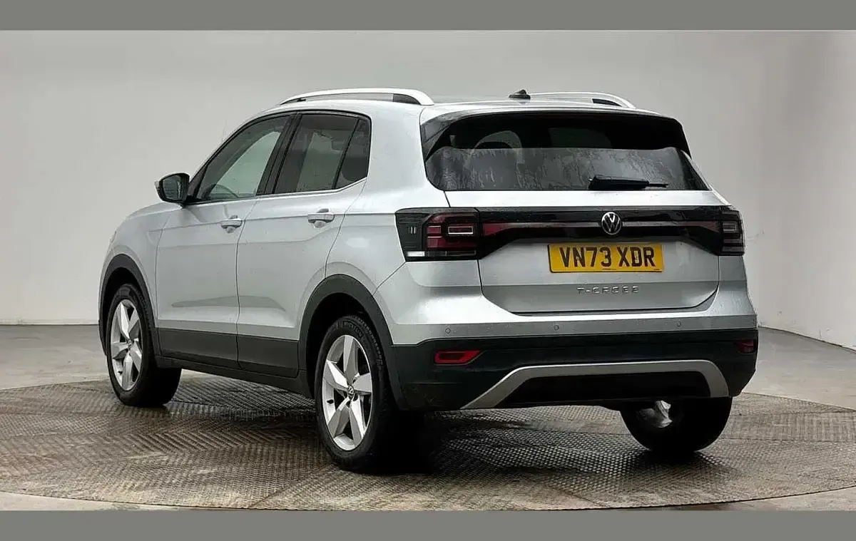 Used VW T-Cross SEL 150 HP (110 kW) 2023 Silver SUV