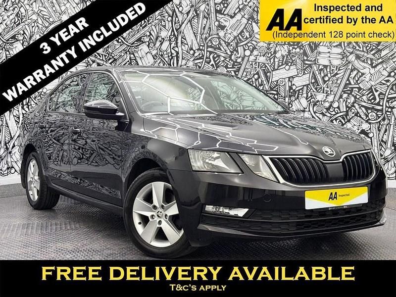 Black Used 2018 Skoda Octavia SE Hatchback | £11,095 (Fair price) - Image 1/2