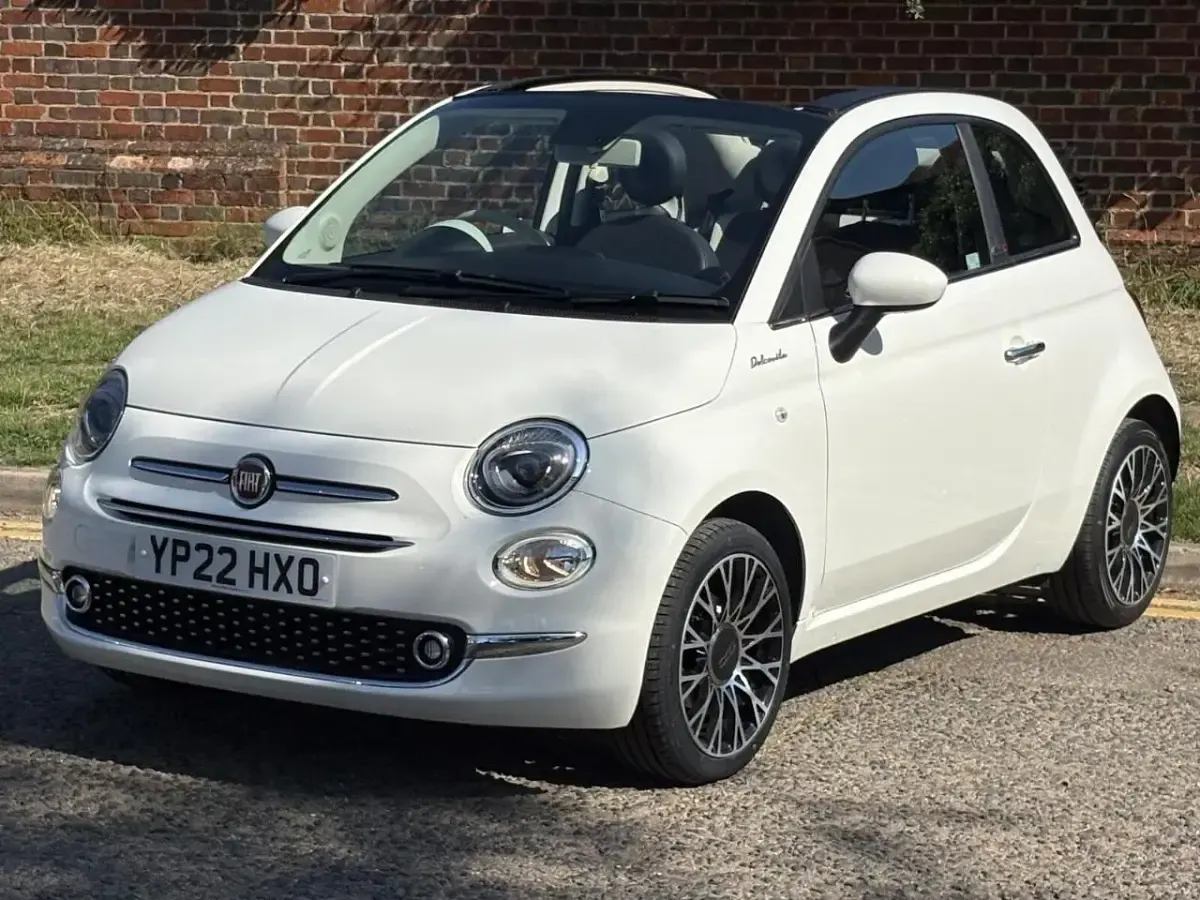 Used Fiat 500C Dolcevita 70 HP (51 kW) 2022 White Cabriolet