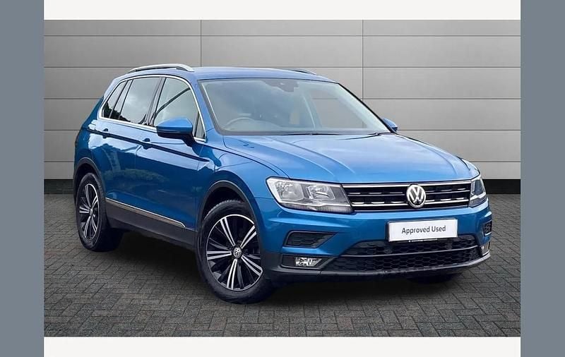 Blue Used 2018 VW Tiguan SE SUV | £16,050 (Good price) - Image 1/3