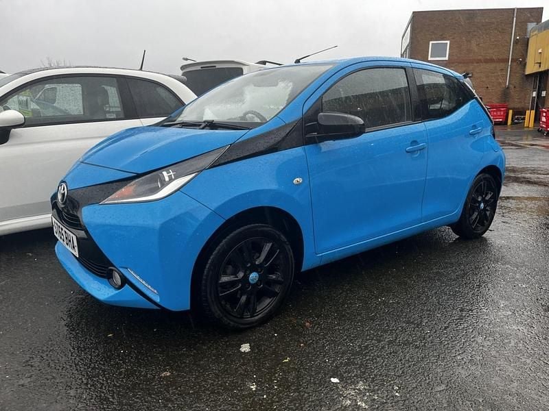 Used Toyota Aygo X-cite 2015 Blue Hatchback