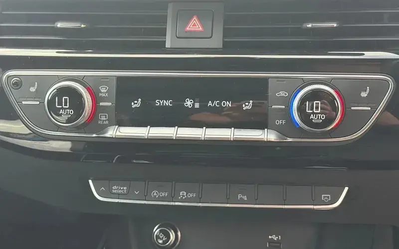 Used Audi A4 Black Edition 150 HP (110 kW) 2019 White Estate