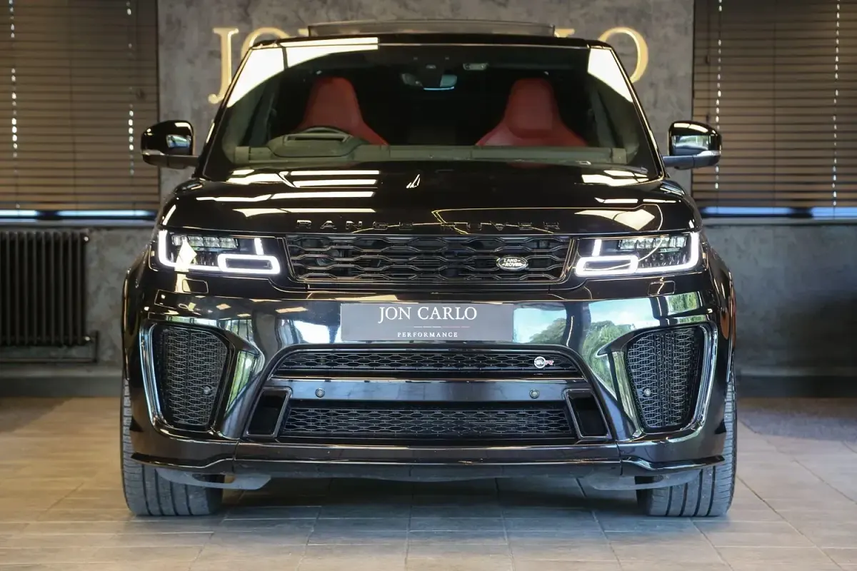 Used Land Rover Range Rover Sport SVR 575 HP (422 kW) 2019 Black SUV