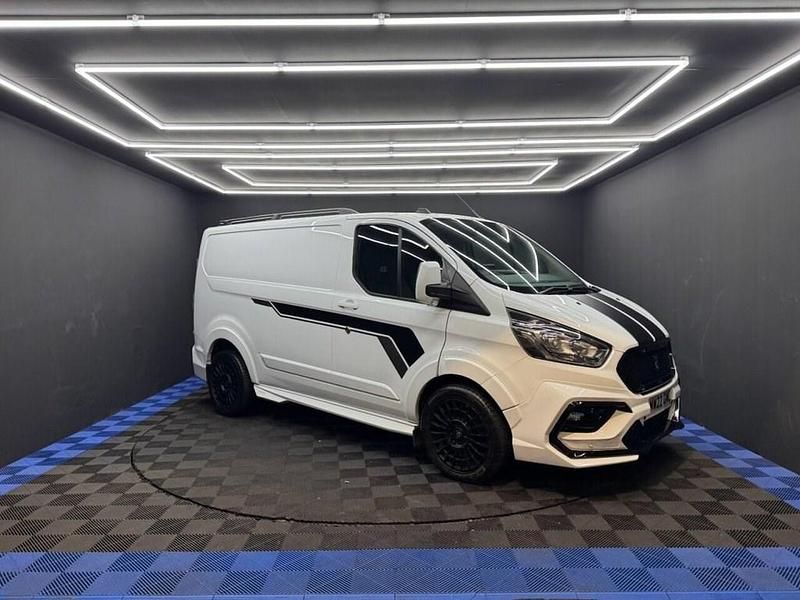 Used Ford Transit Custom Limited 130 HP (95 kW) 2022 White Van