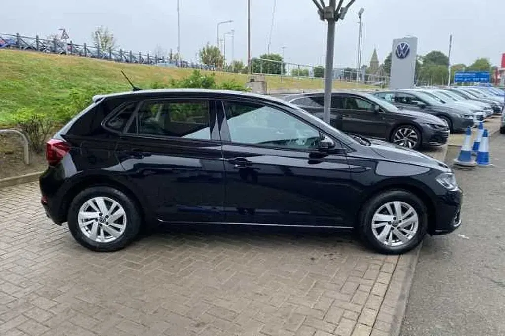 Used VW Polo Life 95 HP (69 kW) 2022 Grey Hatchback