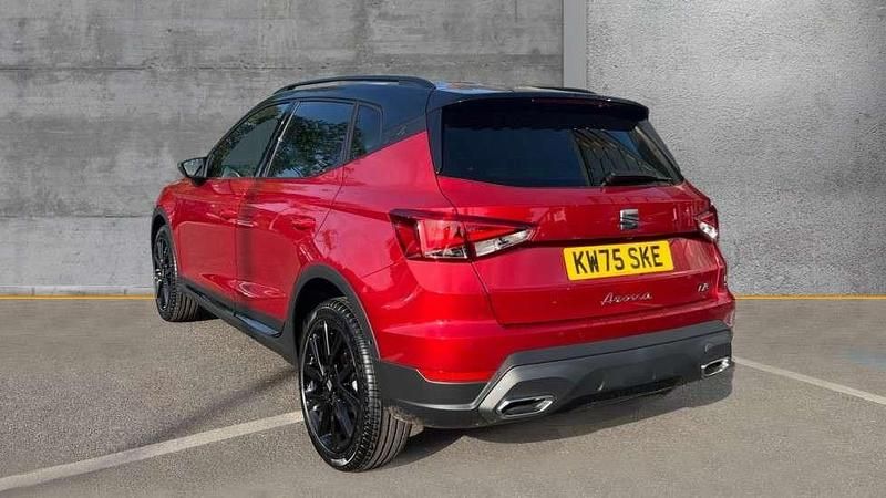 New Seat Arona Black Edition 115 HP (84 kW) 2025 Desire red SUV