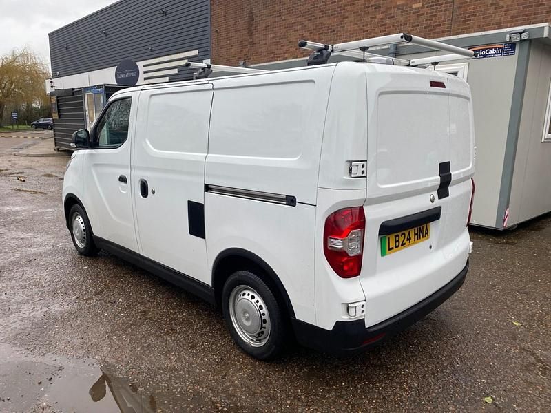Used Maxus eDeliver 3 89 kW (122 HP) 2024 White Van