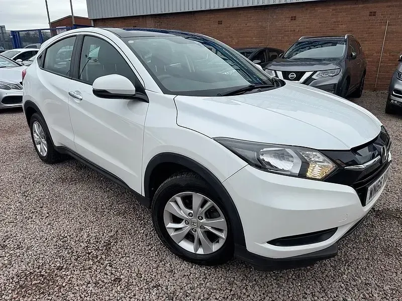 Używany Honda HR-V S 130 KM (95 kW) 2016 Biały SUV