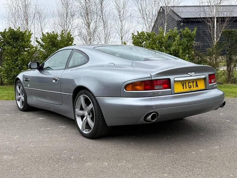 Usado Aston Martin DB7 435 CV (319 kW) 2003 Plateado Coupe