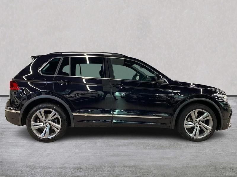 Used VW Tiguan R-line Edition 150 HP (110 kW) 2024 Black SUV