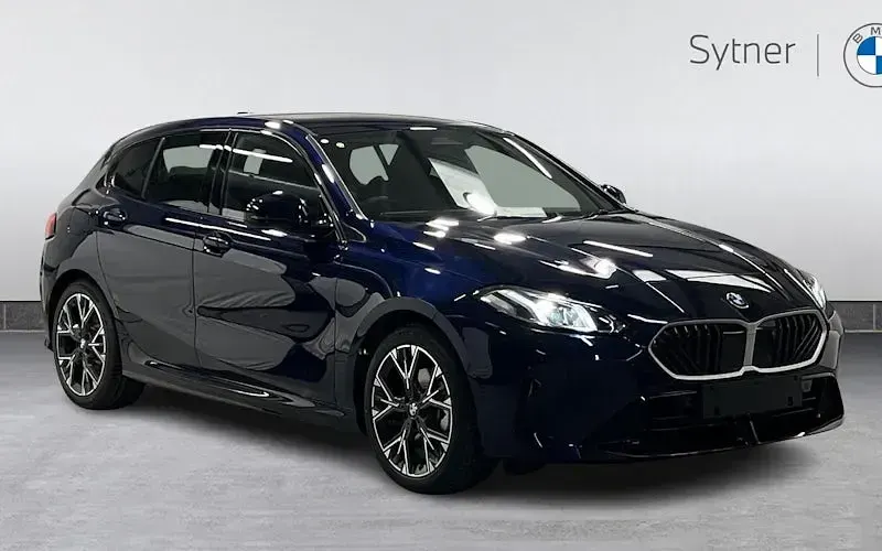 Begagnad BMW 120 M Sport 156 HK (114 kW) 2026 Halvkombi