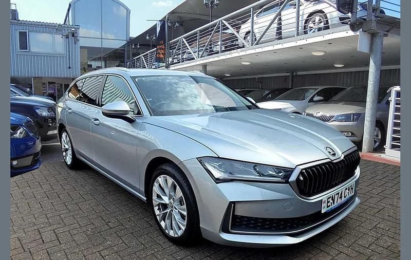 Used Skoda Superb SE L 150 HP (110 kW) 2025 Silver Estate