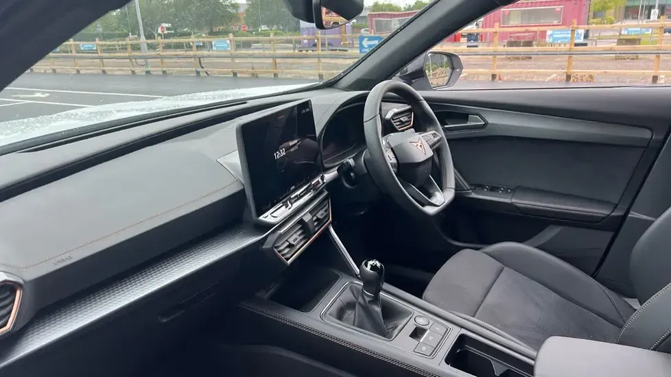 New Cupra Formentor 150 HP (110 kW) 2025 White SUV