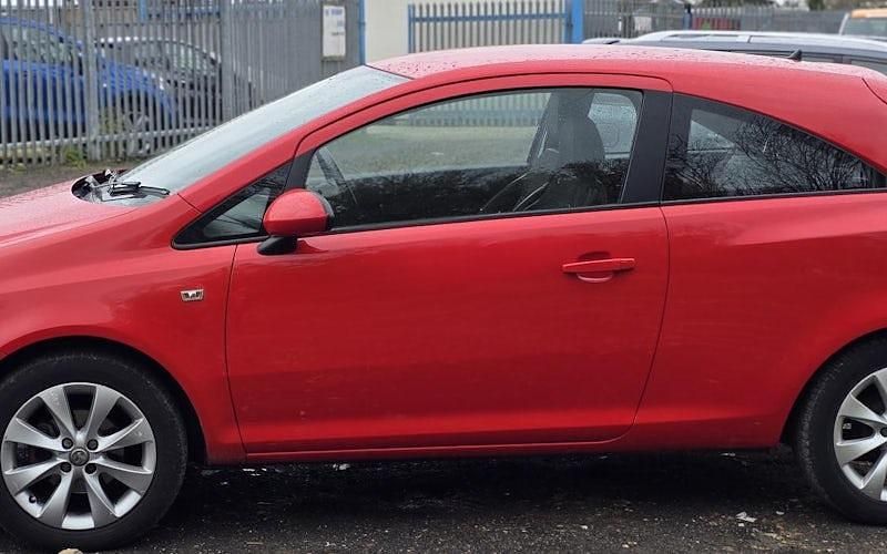 Used Vauxhall Corsa Excite 65 HP (47 kW) 2014 Hatchback