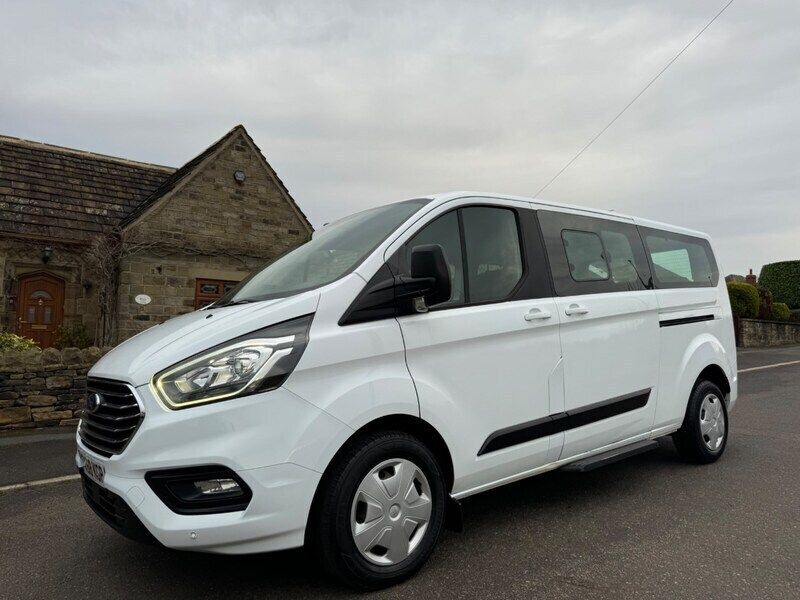 White Used 2018 Ford Tourneo Custom MPV | £15,990 (Expensive) - Image 1/4