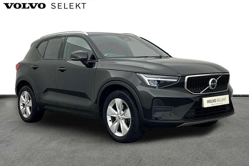 Black Used 2022 Volvo XC40 Core SUV | £23,750 (Good price) - Image 1/3