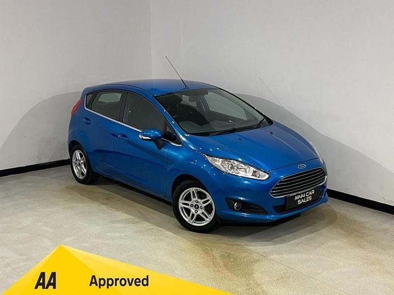 Blue Used 2014 Ford Fiesta Zetec Hatchback | £4,350 (Fair price) - Image 1/3